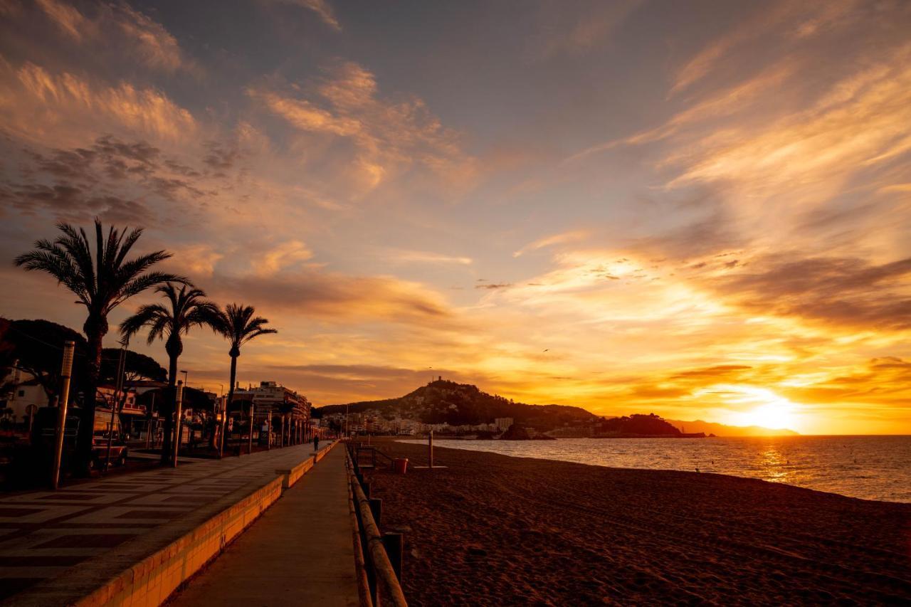 Apartamento Septimo Cielo Primera Linea De Mar Blanes Exteriér fotografie